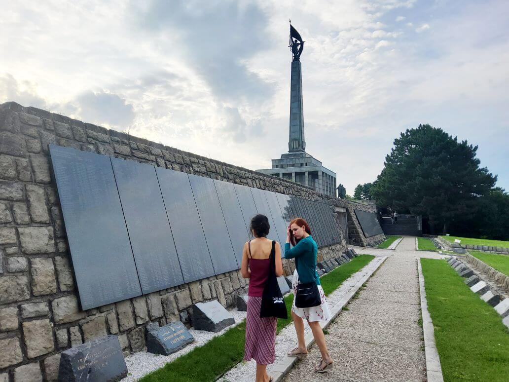 guided tour with local guide at Slavin war memorial